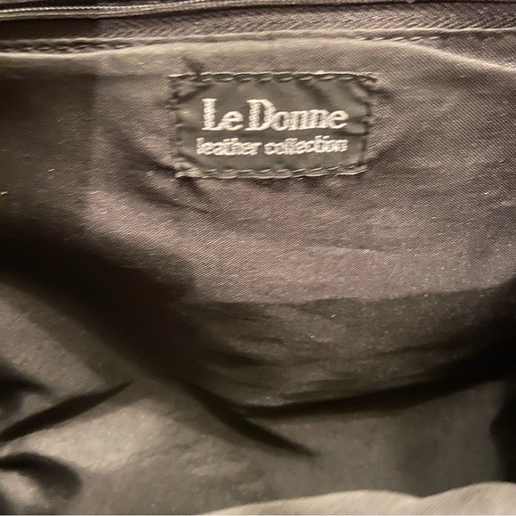 Le Donne Black Zip Zip Multi Compartment Genuine Leather Backpack. - Picture 10 of 12